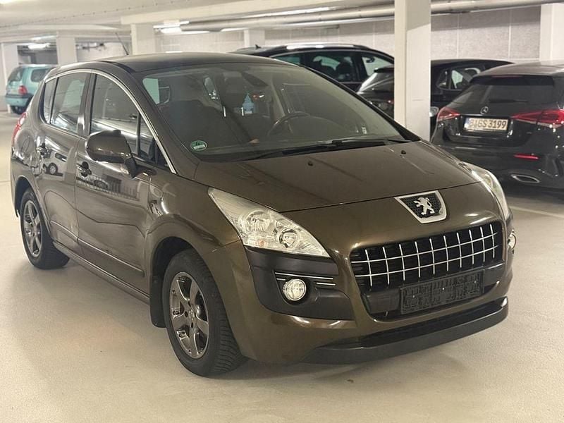 Gebraucht Peugeot 3008 Premium 120 PS (88 kW) 2010 Braun Kombi