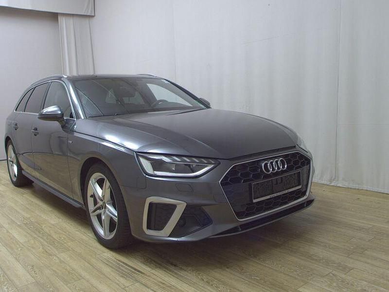 Gebraucht Audi A4 S-Line 204 PS (150 kW) 2022 Daytonagrau perleffekt Kombi