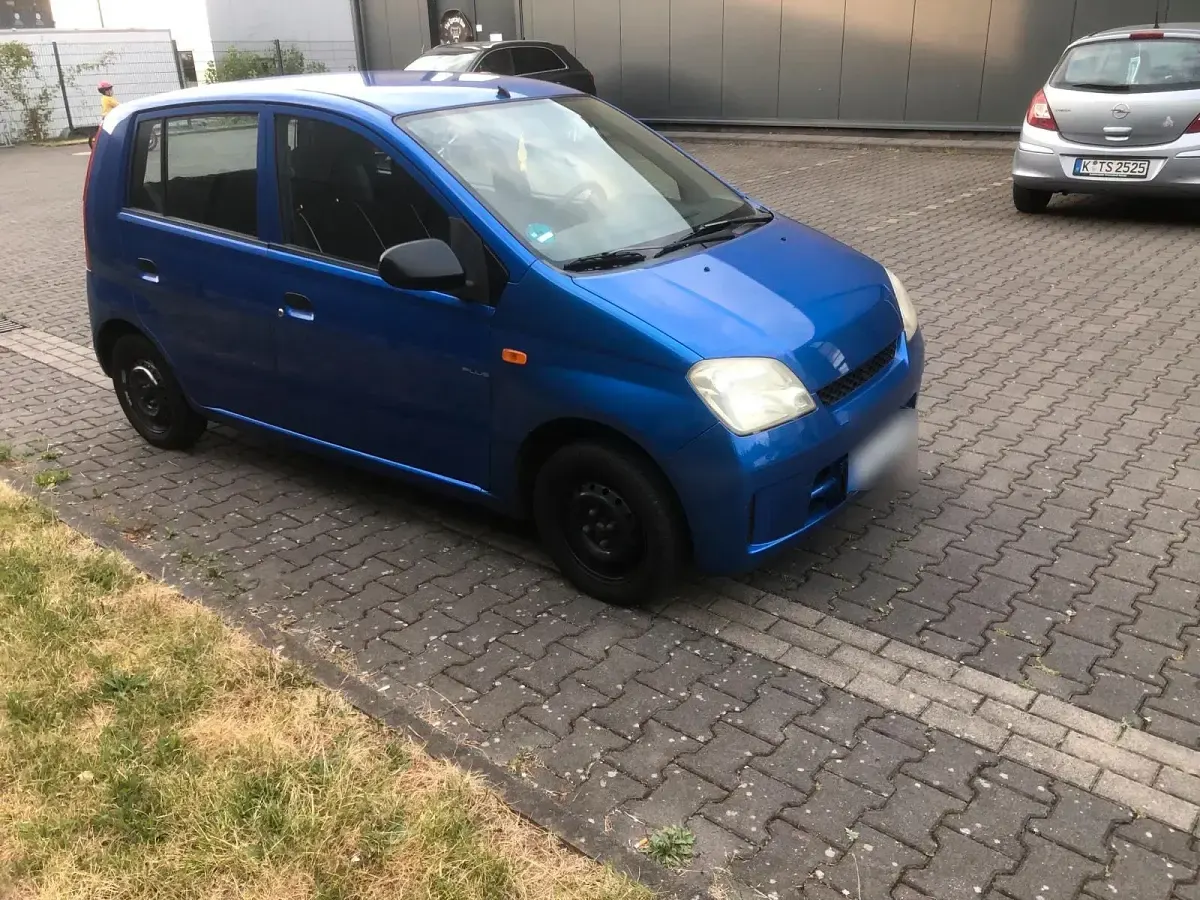 Gebraucht Daihatsu Cuore 58 PS (42 kW) 2005 Blau Kleinwagen