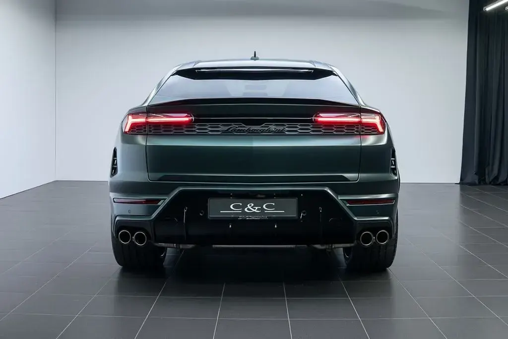 Neu Lamborghini Urus 799 PS (587 kW) 2026 Grün SUV