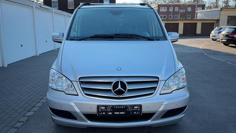 Gebraucht Mercedes Viano Edition 163 PS (119 kW) 2011 Silber Van / Kleinbus