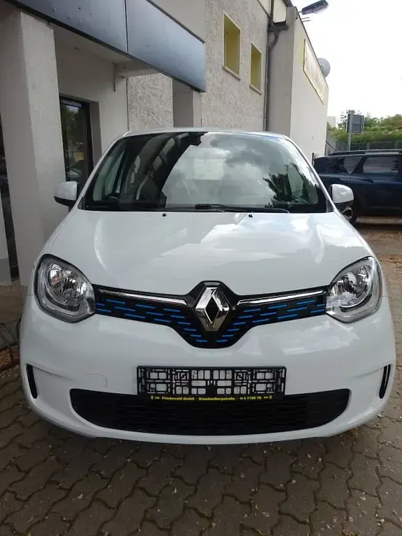 Używany Renault Twingo Intens 60 kW (82 KM) 2022 Biały Hatchback