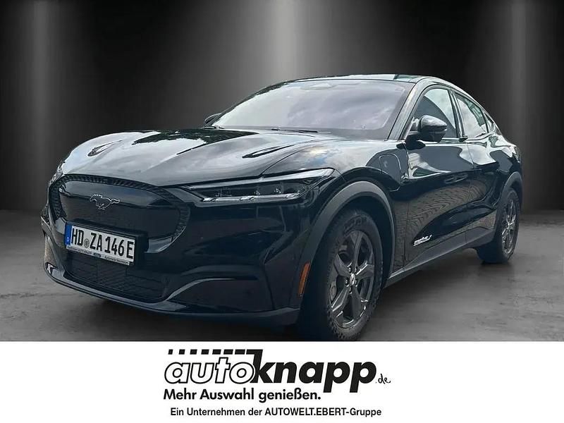 Iridiumschwarz metallic Gebraucht 2023 Ford Mustang Mach-E SUV | 36.990 € (Etwas zu teuer) - Bild 1/4
