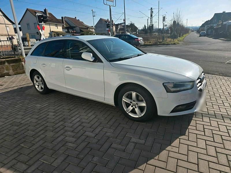 Gebraucht Audi A4 204 PS (150 kW) 2012 Weiß Kombi