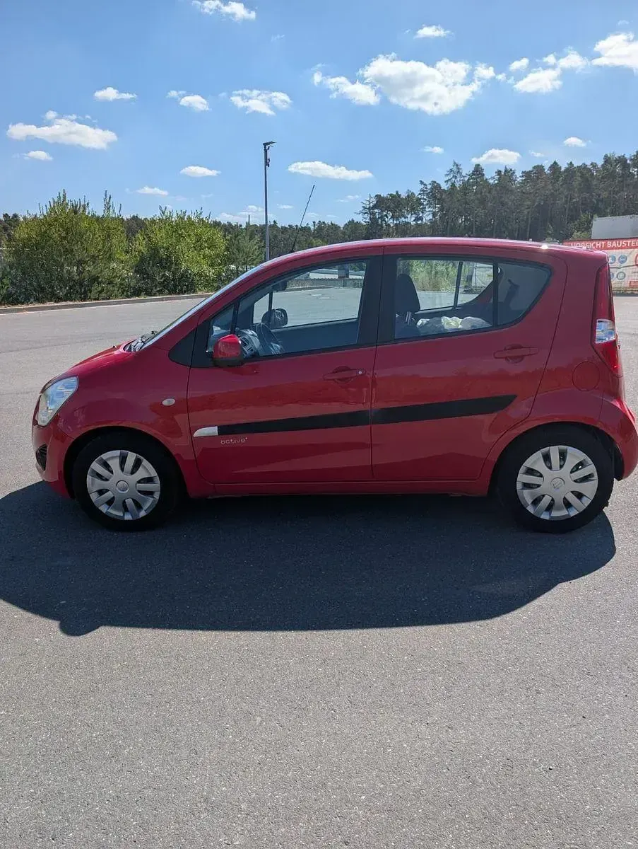 Gebraucht Suzuki Splash Club 94 PS (69 kW) 2014 Rot Kleinwagen