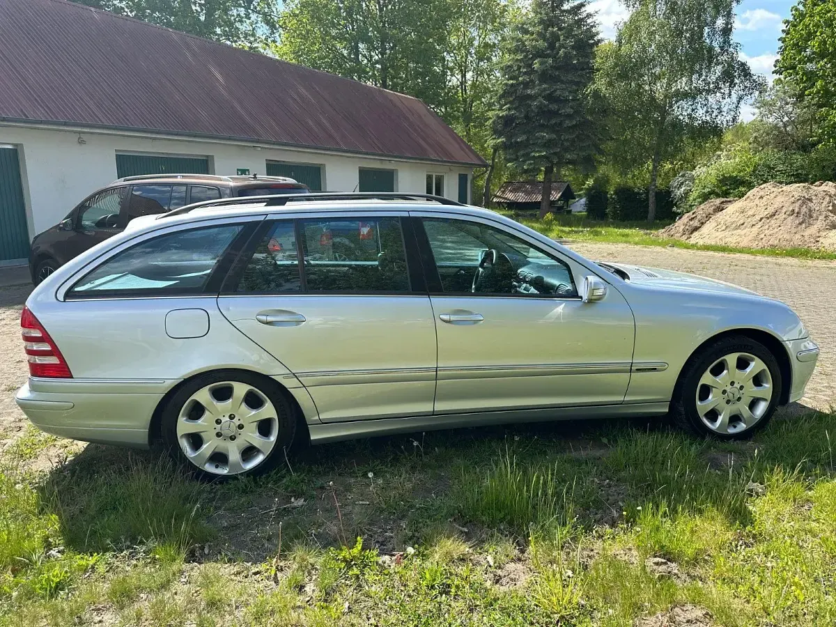 Gebraucht Mercedes C180 Elegance 143 PS (105 kW) 2007 Silber Kombi