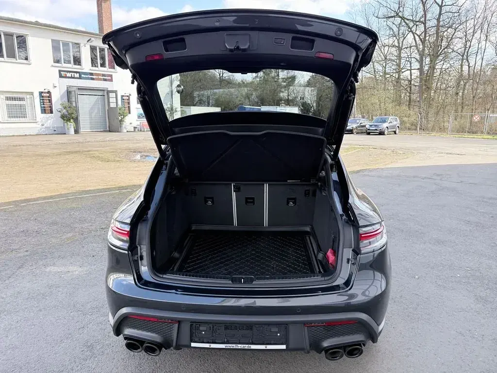 Gebraucht Porsche Macan 381 PS (280 kW) 2024 Grau SUV