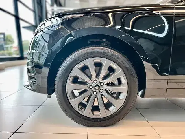 Gebraucht Land Rover Range Rover Velar SE Dynamic 400 PS (294 kW) 2023 Schwarz SUV