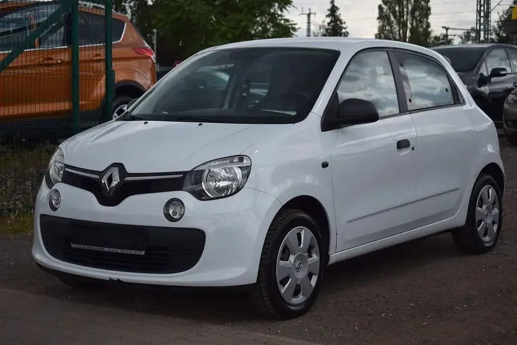 Gebraucht Renault Twingo Life 69 PS (50 kW) 2016 Weiß Kleinwagen