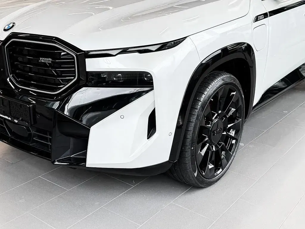 Gebraucht BMW XM Performance 313 PS (230 kW) 2026 Weiß SUV