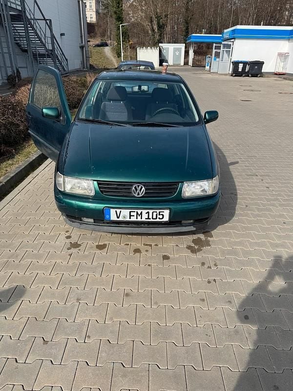 Gebraucht VW Polo 75 PS (55 kW) 1997 Grün Kleinwagen