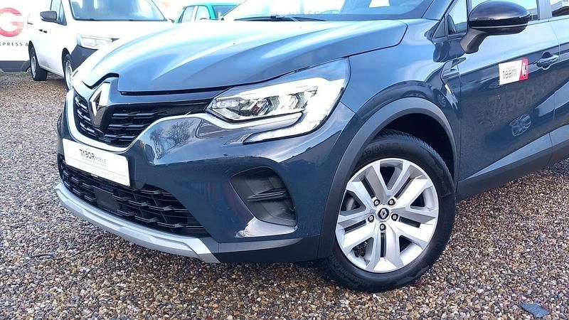 Gebraucht Renault Captur Equilibre 91 PS (66 kW) 2022 Rauchblau marine SUV