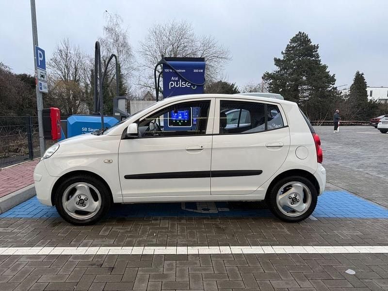 Gebraucht Kia Picanto Start 65 PS (47 kW) 2010 Weiß Kleinwagen