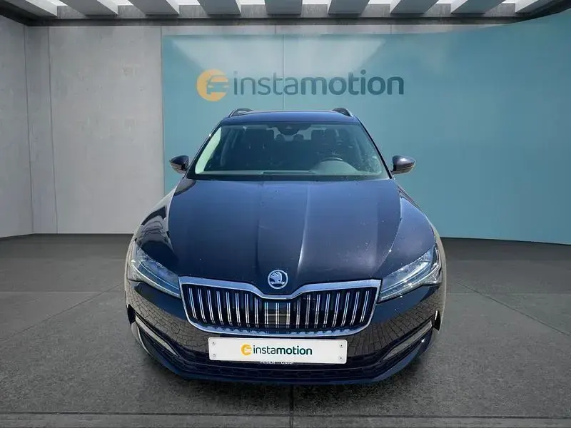 Gebraucht Skoda Superb 150 PS (110 kW) 2024 Schwarz Kombi