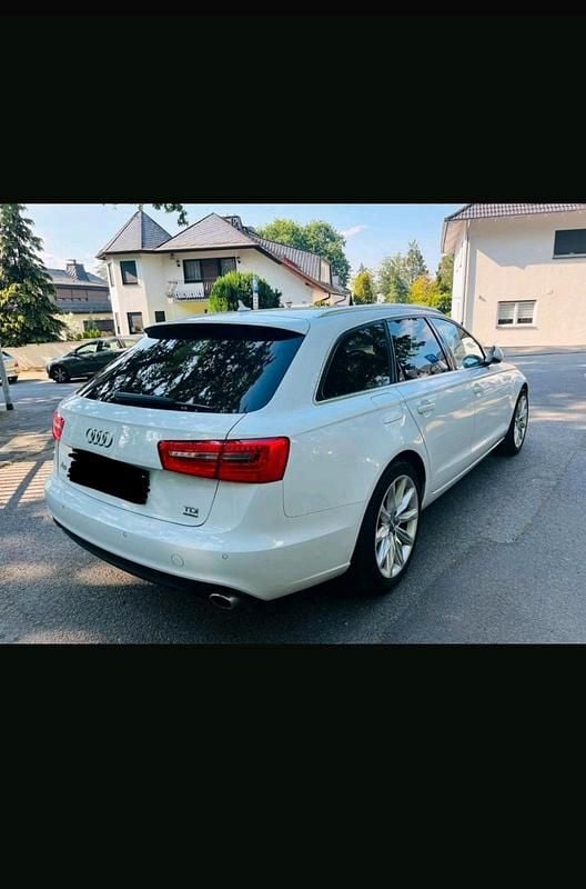 Gebraucht Audi A6 204 PS (150 kW) 2012 Weiß Kombi