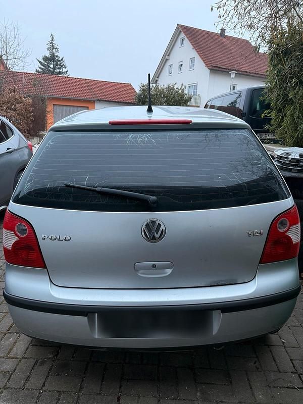 Gebraucht VW Polo 75 PS (55 kW) 2004 Silber Kleinwagen