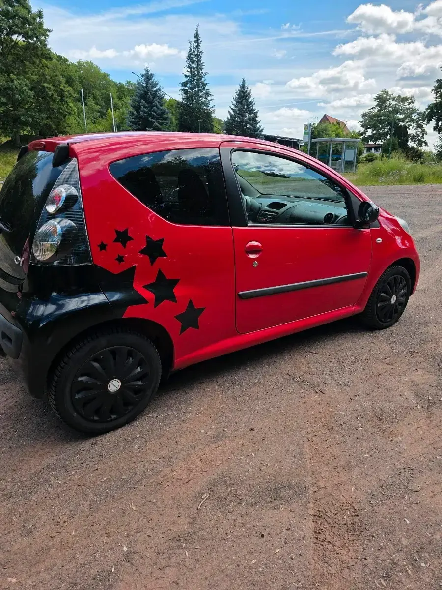Gebraucht Citroën C1 69 PS (50 kW) 2011 Rot Kleinwagen