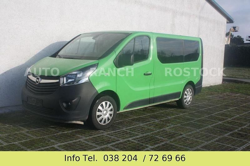 Gebraucht Opel Vivaro 95 PS (69 kW) 2019 Weiß Van / Kleinbus