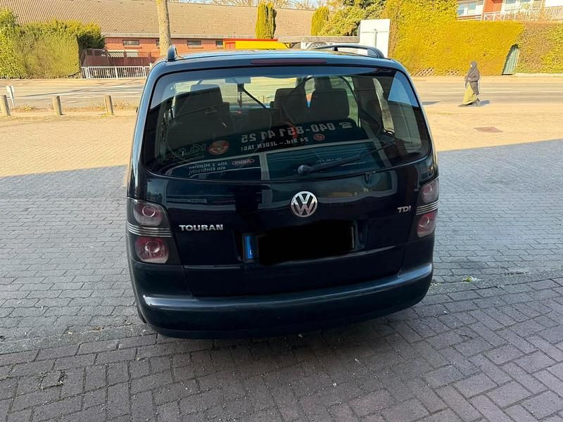 Gebraucht VW Touran 105 PS (77 kW) 2004 Schwarz Van / Kleinbus