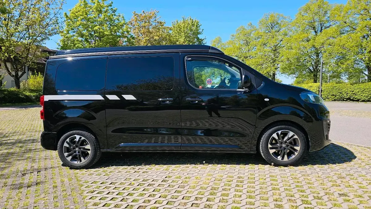 Gebraucht Opel Zafira Life 177 PS (130 kW) 2024 Schwarz Van / Kleinbus