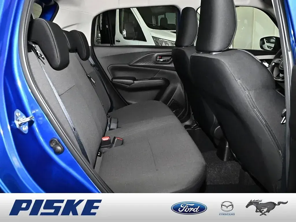 Neu Suzuki Swift Comfort 83 PS (61 kW) 2026 Blau Kleinwagen