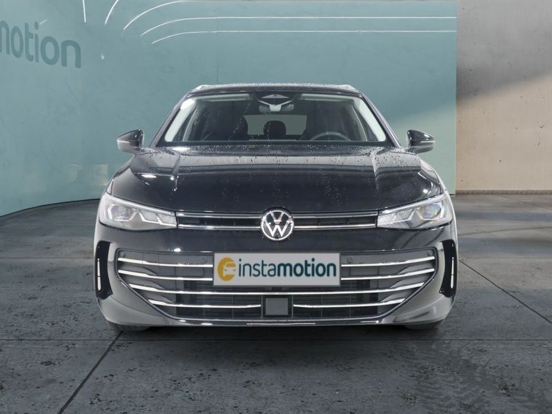 Gebraucht VW Passat 150 PS (110 kW) 2025 Schwarz Van / Kleinbus
