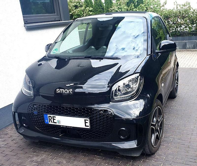 Schwarz Gebraucht 2020 Smart ForTwo Electric Drive Cabrio | 10.100 € (Fairer Preis) - Bild 1/4