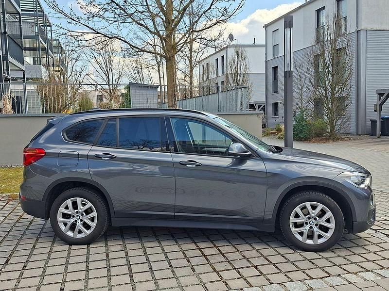 Gebraucht BMW X1 140 PS (102 kW) 2018 Grau SUV