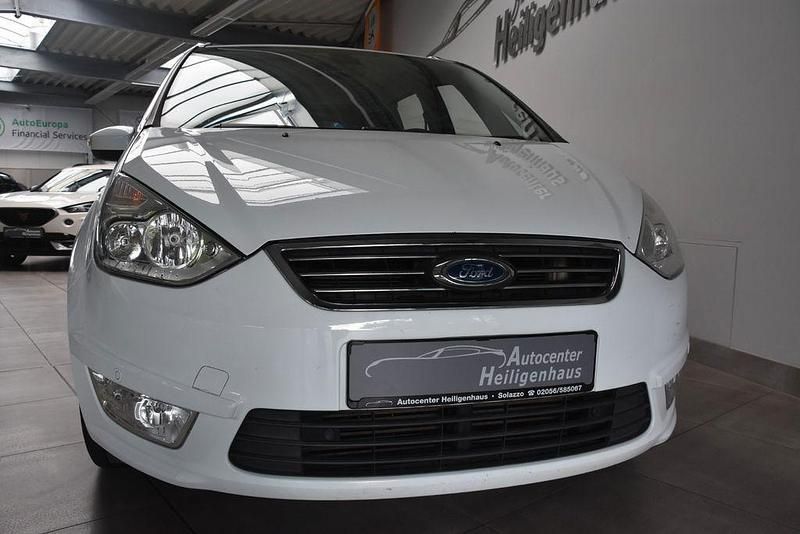 Weiß Gebraucht 2013 Ford Galaxy Business Edition Van / Kleinbus | 13.580 € - Bild 1/4