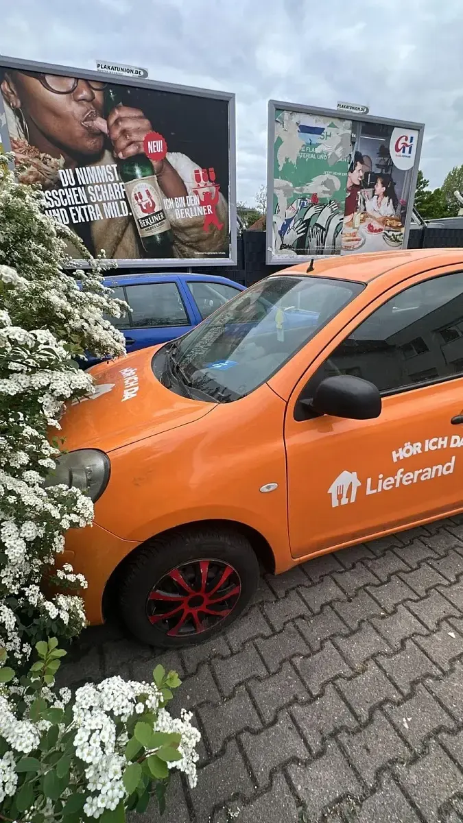 Gebraucht Nissan Micra 98 PS (72 kW) 2012 Rot Kleinwagen