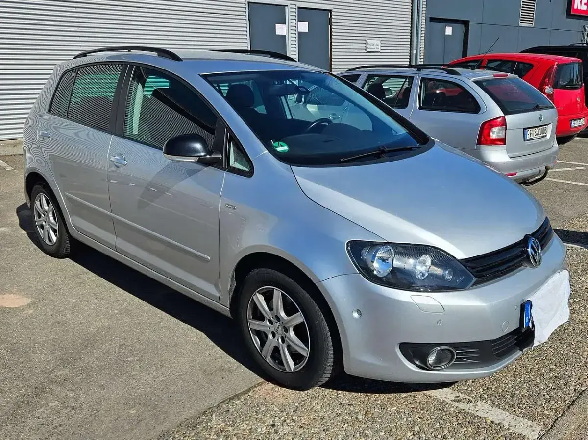 Gebraucht VW Golf VII Match 140 PS (102 kW) 2013 Reflexsilber metallic Kleinwagen