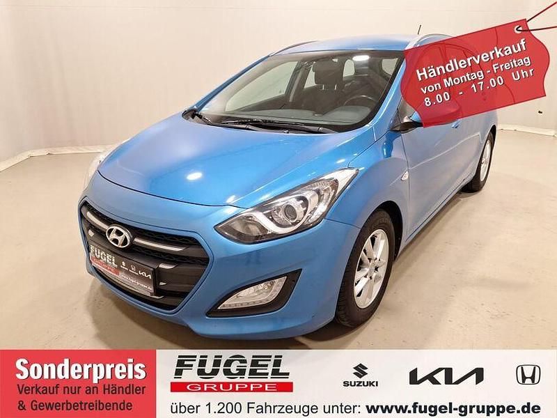 Blau Gebraucht 2015 Hyundai i30 Kombi | 5.229 € (Guter Preis) - Bild 1/4