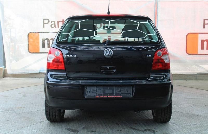Gebraucht VW Polo 64 PS (47 kW) 2004 Schwarz Kleinwagen