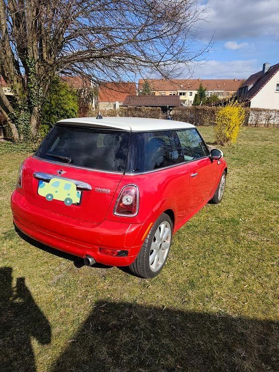 Gebraucht Mini Cooper 120 PS (88 kW) 2009 Rot Kleinwagen