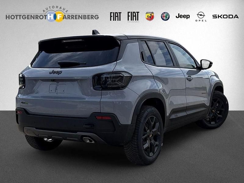 Neu Jeep Avenger North 145 PS (106 kW) 2026 Grau SUV