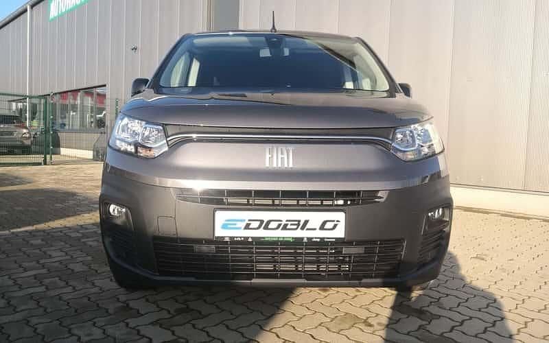Grau Gebraucht 2022 Fiat e-Doblò Van / Kleinbus | 20.960 € (Superpreis) - Bild 1/4