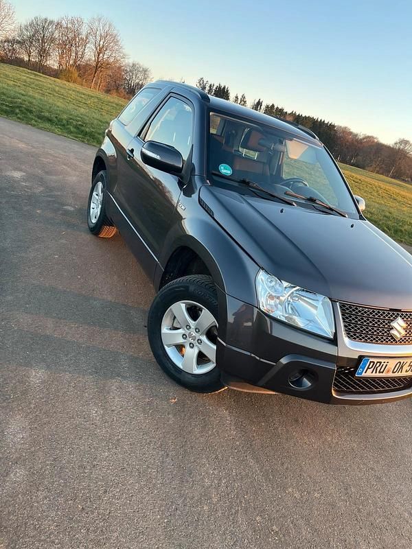 Gebraucht Suzuki Vitara 129 PS (94 kW) 2011 SUV