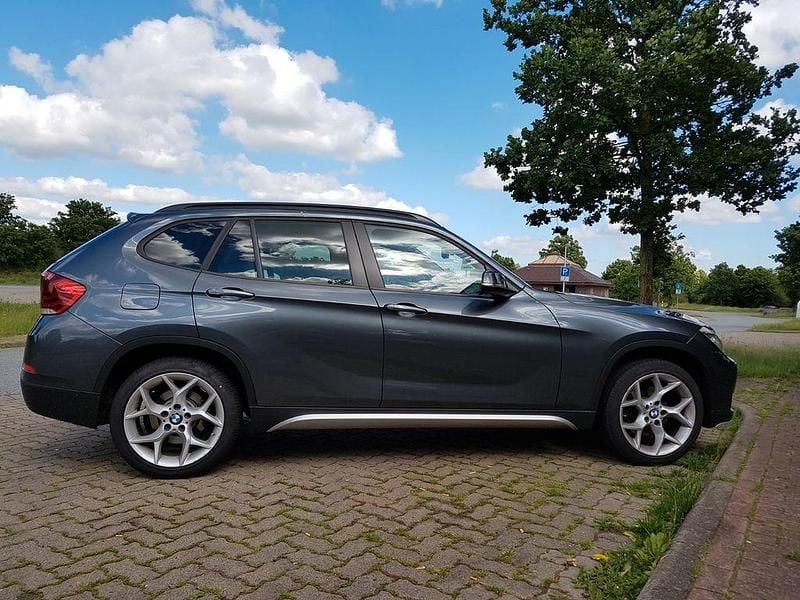 Gebraucht BMW X1 xLine 150 PS (110 kW) 2014 Grau SUV