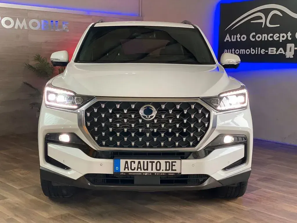 Gebraucht SsangYong Rexton Sapphire 203 PS (149 kW) 2022 Weiß SUV