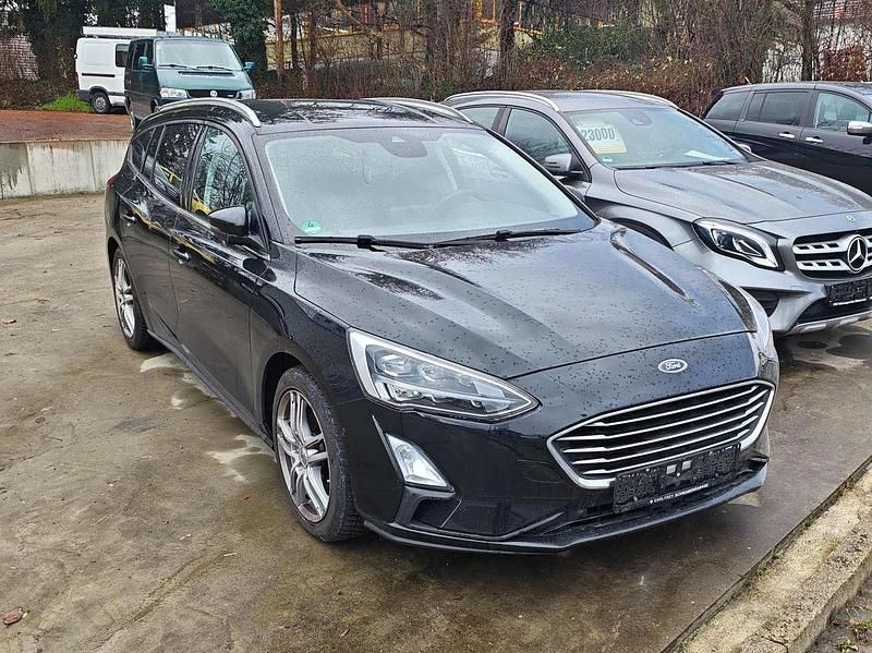 Iridium metallic Gebraucht 2019 Ford Focus Titanium Kombi | 9.900 € (Superpreis) - Bild 1/4