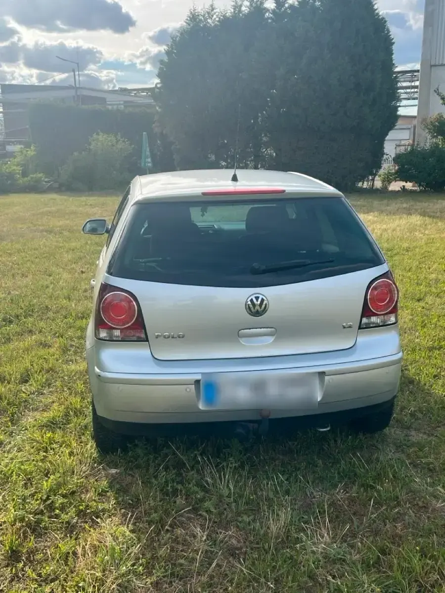 Gebraucht VW Polo 79 PS (58 kW) 2009 Silber Kleinwagen