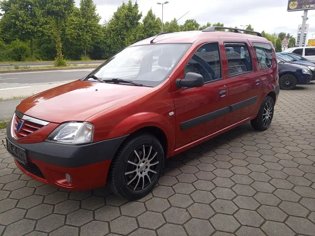 Gebraucht Dacia Logan MCV Lauréate 105 PS (77 kW) 2008 Rot Kombi
