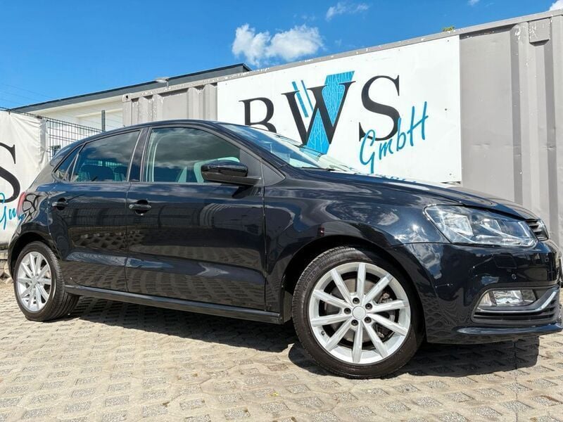 Deep black perleffekt Gebraucht 2017 VW Polo Sportline Limousine | 13.490 € (Guter Preis) - Bild 1/4