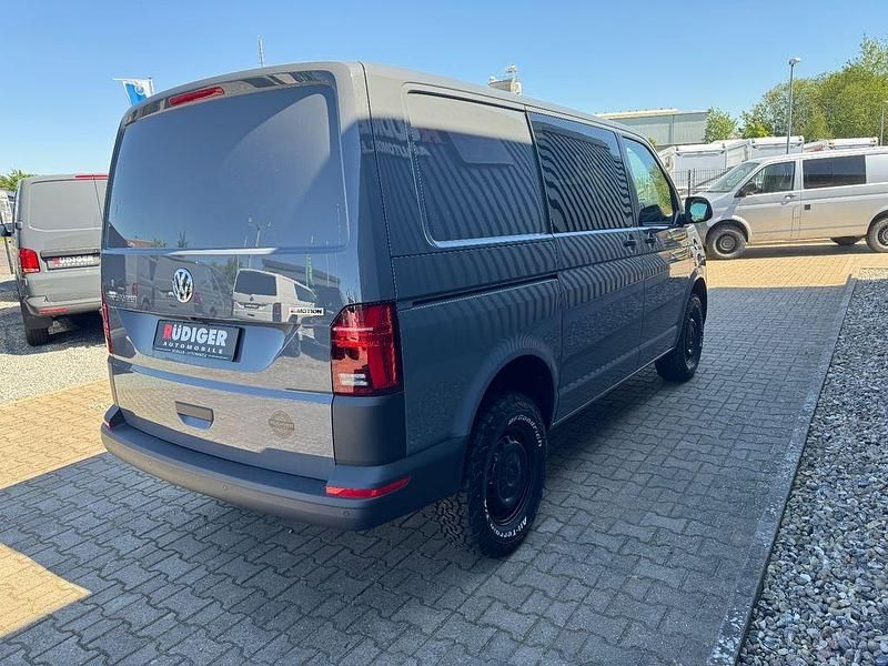 Neu VW Transporter 150 PS (110 kW) 2025 Grau Van