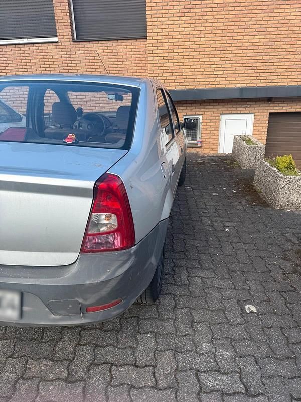 Second-hand Dacia Logan 2004 Argintiu Berlinǎ