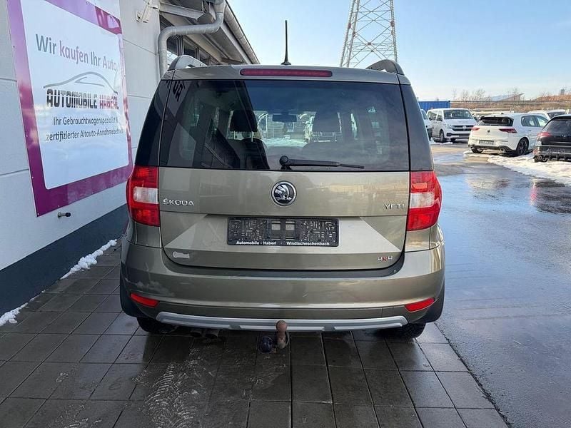 Gebraucht Skoda Yeti 140 PS (102 kW) 2015 Grün SUV