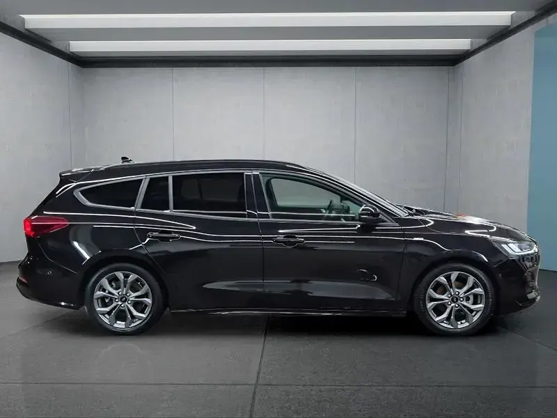 Gebraucht Ford Focus 155 PS (114 kW) 2024 Schwarz Kombi
