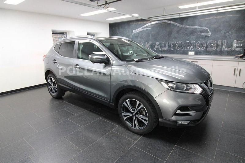 Gebraucht Nissan Qashqai Zama 140 PS (102 kW) 2021 Grau SUV