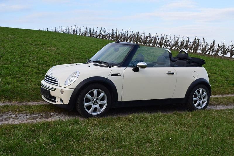 Gebraucht Mini Cooper Cabriolet 115 PS (84 kW) 2008 Beige Cabrio