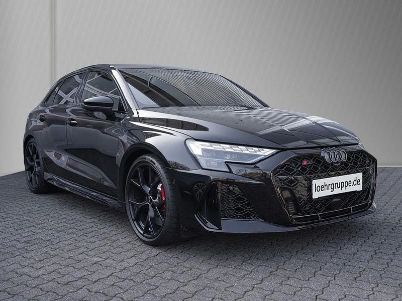 Gebraucht Audi RS3 Sport 400 PS (294 kW) 2026 Mythosschwarz metallic Limousine